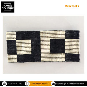 Vêtements de soirée décontractés fabriqués à la main élastique japonais Miyuki deux perles coupées faites de bracelets de poignet pour femmes - Product Image 2