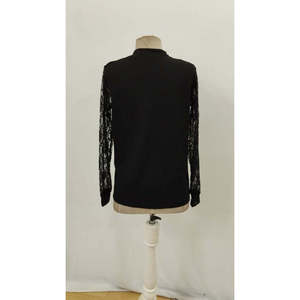 เสื้อครอปแขนยาวคอปกแต่งกระดุม รุ่น Gupurlu Kol Krep Bluz, 29309 - สีดำ - Product Image 5