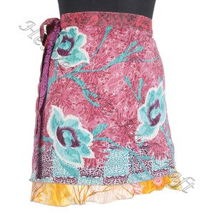 Jupe courte en soie de bonne qualité SWS110 Vintage Sari Indian Boho Hippie Mini Longueur Dernier Nouveau Style - Product Image 4