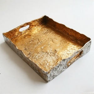 Plateau en aluminium coulé ImperialTone Design de luxe avec finition antique Dentelle Cutwork Forme élégante pour les occasions de divertissement haut de gamme - Product Image 4