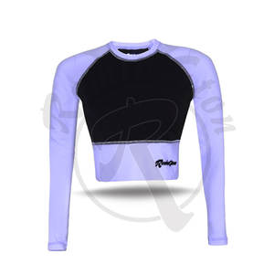 เสื้อครอปยิมผู้หญิงขายส่ง OEM พร้อมการพิมพ์โลโก้ที่กําหนดเอง | เสื้อครอปคุณภาพสูงทําจากผ้าฝ้ายที่ขายดีที่สุดสําหรับผู้หญิง - Product Image 5