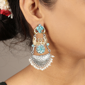 ต่างหูนกยูงออกซิไดซ์ด้วยไข่มุกหินสีฟ้าทำด้วยมือประเพณี jhumka ประเพณีอินเดียสำหรับผู้หญิงของขวัญเทศกาล - Product Image 2