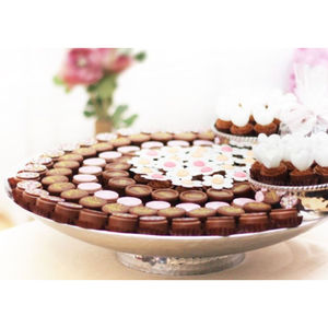 Cuenco de Chocolate de Metal plateado ecológico elegante y moderno para exhibición de postres para ocasiones de boda que sirven dulces Chocolates - Product Image 1