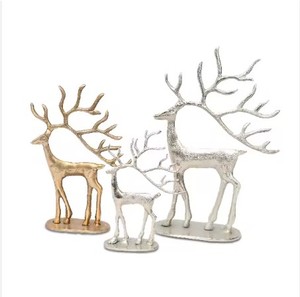 Sculpture de cerf en or pour décorations de table Support de bas de cerf pour décorations de Noël - Product Image 1