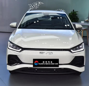 Vehículo Eléctrico Compacto USADO 2024 con Volante a la Izquierda, Asientos de Cuero y Cámara Trasera - Product Image 1