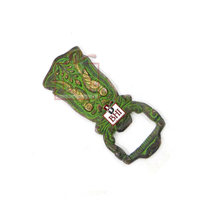 Ouvre-bouteille en laiton Accessoires de bar uniques Ouvre-bouteille en laiton Fixé au mur "PARROT" (95mm) - Product Image 3