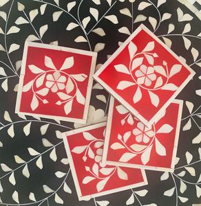 Ensemble de table de salle à manger classique moderne avec sous-verres élégants en incrustation et tapis de table de banquet coussinets et accessoires - Product Image 2