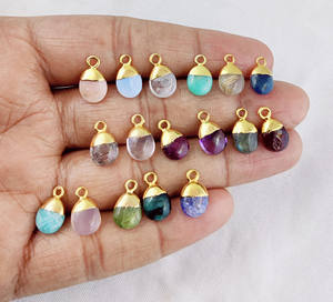 จี้หินควาคาลซิโดนีชุบด้วยไฟฟ้า - Product Image 2