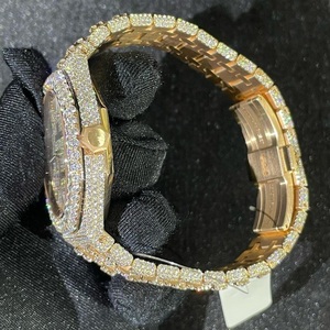 Reloj personalizado Baguette Numericals Full Iced Out Yellow Tone Diamond, lujoso reloj de movimiento automático con envío gratis - Product Image 2