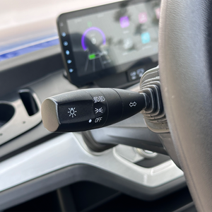 รถกอล์ฟไฟฟ้าพรีเมียมรุ่นใหม่ 2-8 ที่นั่ง โครงเหล็กเสริมความแข็งแรง ตกแต่งหรูหรา แบตเตอรี่ลิเธียม ระยะทางวิ่ง 36 หลุม รับน้ำหนักได้ 300 กก. - Product Image 4