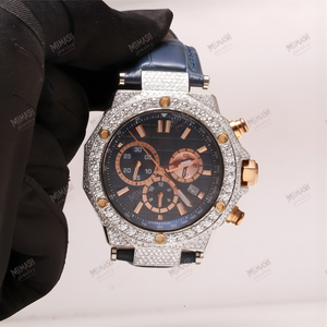 Montre en diamant Moissanite de qualité supérieure, pierres radiantes, design élégant et savoir-faire haut de gamme pour un look luxueux au poignet - Product Image 3