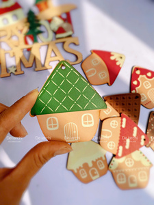 ไม้แขวนเสื้อไม้จริงรูปทรงบ้านสไตล์ชนบทของเดลาร์ชี สำหรับตกแต่งบ้านและสำนักงาน  ธีมฮาโลวีน - Product Image 5