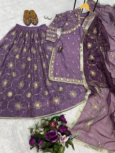 KURTA dengan <span class=keywords><strong>LEHENGA</strong></span> dan DUPATTA pesta pernikahan India gaun desainer Pakistan pakaian BOLLYWOOD FULLYSTITCHE