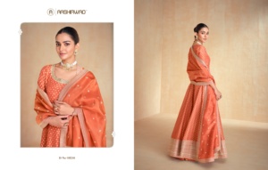 ชุด Banaras Anarkali สร้าง Aashirwad พร้อมงานปักและลำดับการทำงานที่สมบูรณ์แบบสำหรับงานแต่งงานงานเลี้ยงในโอกาสเทศกาล - Product Image 3