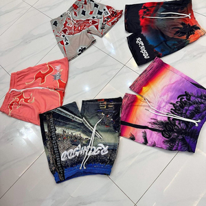 Pantalones cortos de malla personalizables con gráficos de verano para hombre de secado rápido y transpirable para los días de verano - Product Image 4