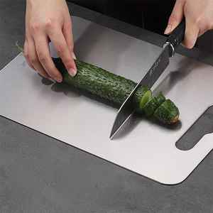 Planche à découper en acier inoxydable, poids léger et durable, lavable au lave-vaisselle, planche de préparation de cuisine personnalisée - Product Image 2