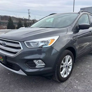 Auto Usado de Calidad a Precio Accesible, Ford Escape SE 2018, Volante a la Izquierda - Product Image 1