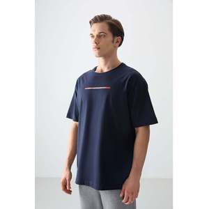 เสื้อยืดพิมพ์ลายโอเวอร์ไซส์เนื้อผ้าฝ้าย 100% สีกรมท่าสำหรับผู้ชาย Air Jones - เสื้อยืดสไตล์ลำลองแนวสตรีท - Product Image 3
