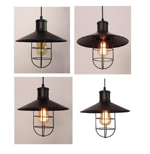 Lámpara colgante con acabado dorado, colgante de metal decorativo simple para el hogar, fabricante y proveedor de India - Product Image 3