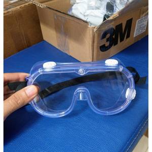 3M 334 Gafas protectoras resistentes a productos químicos Marco de policarbonato Orificios de ventilación sellados Correa ajustable-Uso en interiores/exteriores - Product Image 2