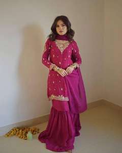 ชุดผ้าจอร์เจียสำหรับงานปาร์ตี้ดีไซน์เนอร์เสื้อปักลายลำดับและไข่มุกเสื้อใส่ทำงานและพาลาซโซปักลาย Dupatta - Product Image 2