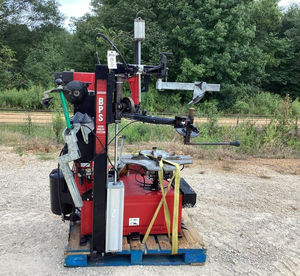 Máquina desmontadora de neumáticos Hunter, nueva y usada, directamente de fábrica, con aspiradora para neumáticos, a precio económico. - Product Image 3