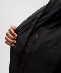 Meilleurs prix Gilet matelassé en nylon pour femmes Respirant Imperméable Style décontracté d'hiver Utilisation en plein air Veste - Product Image 5