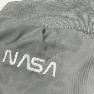 Chaqueta de bombardero de invierno personalizada más vendida para hombre, tela de lona con decoración bordada para procesamiento en bruto, precio al por mayor - Product Image 6