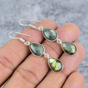 925แลบราโดไรต์ต่างหูห้อยเงินสเตอร์ลิงรูปลูกแพร์พลอยหยดเพชรคำแถลงสไตล์โบฮีเมียนของขวัญที่สมบูรณ์แบบสำหรับผู้หญิง - Product Image 1