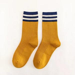 Chaussettes Mid-Crew | Chaussures de bonneterie légères et respirantes en coton côtelé confortable pour le football de basket-ball - Product Image 3