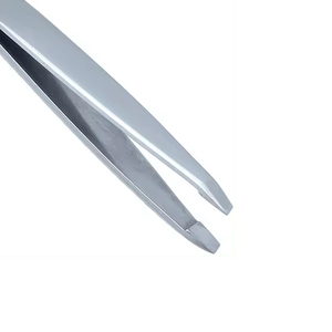Pinzas para cejas de acero inoxidable punta puntiaguda pinzas para cejas de buena venta con mango de diseño de agujero - Product Image 4