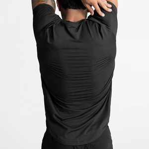 Camiseta Oem con logotipo personalizado Camiseta deportiva para correr de secado rápido Camiseta de poliéster para hombre Fitness Gym Camisetas - Product Image 1