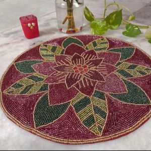 Elegante Mantel Individual Redondo con Cuentas y Diseño Floral Inspirado en Pétalos, Mantel Decorativo Hecho a Mano con Cuentas para Mesa de Comedor o Mesa de Centro - Product Image 1