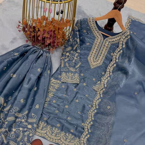 Ensemble haut et palazzo en broderie de soie Gmy avec travail de séquence et de codage Dori, travail à la main avec Moti, broderie de séquence et de codage Dori, dupatta - Product Image 1
