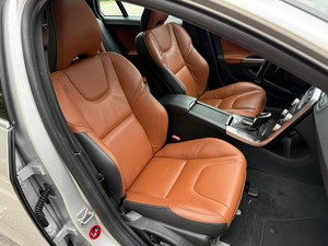 OFERTA ESPECIAL: Volvo V60 T5 Drive-E Platinum Turbo Wagon 2015 con Transmisión Automática - Product Image 3