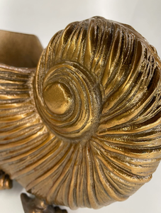 Macetas de Metal Dorado con Diseño de Concha Marina, Acabado Moderno en Latón para Plantas de Interior, Elegantes Piezas Decorativas para el Hogar Inteligente - Product Image 4