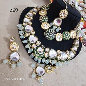 Ensemble de collier ras du cou lourd Kundan du fabricant indien plaqué or en acier inoxydable fêtes de mariage tenue de mariée produit en vrac - Product Image 1