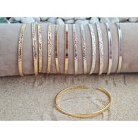 Bracelets tendance plaqués or et argent texturés martelés, vente en gros pour la revente