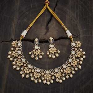 Kundan Necklace 182307 Elegant <b>Wedding</b> <b>Accessory</b> - Product Image 2