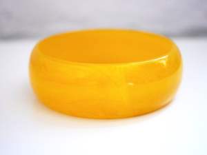 Bracelets Joncs Classiques Personnalisés en Résine de Haute Qualité pour Femmes et Joncs Faits Main, Artisanat Simple en Résine pour Femme - Product Image 6