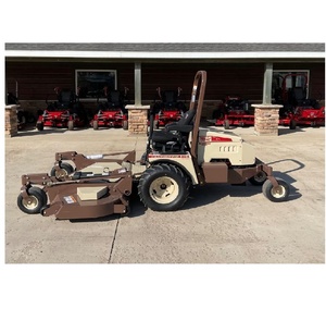 Quality Grasshopper 900D Mower features a 3 blade cutting system and rugged 2 <b>post</b> rollover protection - Product Image 3