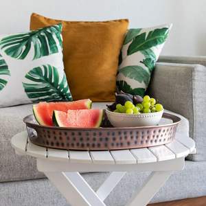 Plateau de courtoisie décoratif en métal martelé finition cuivre antique plateau de service ottoman ovale pour organisateur de comptoir de salle de bain de cuisine - Product Image 1