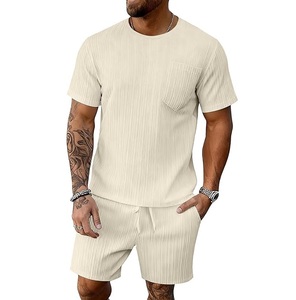Camiseta de manga corta de verano para hombre, conjunto de pantalones cortos, ropa de calle informal, transpirable, colores y tallas personalizados de alta calidad, servicio OEM - Product Image 1