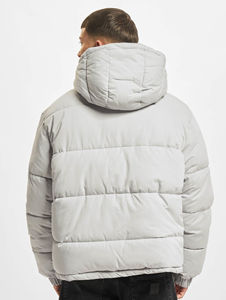Veste matelassée oversize unisexe de qualité supérieure, fermeture éclair, hiver, personnalisée, imperméable, à capuche, logo sur le devant - Product Image 2