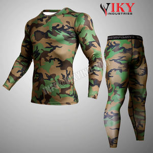 Rash Guard and Lagging Set Hombres Alta calidad al por mayor con sublimación Nuevo modelo y excelente calidad para hombres Rash Guard - Product Image 3