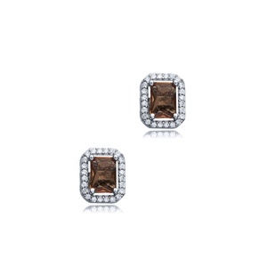 Boucles d'oreilles clous en pierre de sultanite de forme rectangulaire, design CZ, fabrication artisanale turque, vente en gros, bijoux en argent sterling 925 - Product Image 2