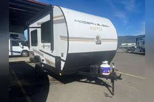 Mini-caravane de voyage 4x4 homologuée aux États-Unis avec salle de bain, capacité 4 personnes, véhicule tout-terrain aux normes australiennes - Product Image 5