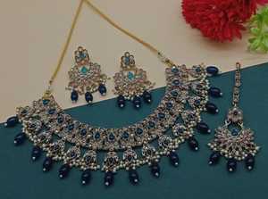 Nuevo diseño chapado en oro tradicional gota perla y Kundan tachonado pendiente Mangtika gargantilla collar conjunto y conjunto de joyería para mujer - Product Image 2