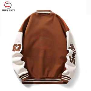 Chaqueta Varsity Reversible Personalizada para Hombre con Bordado de Letras, Parches de Chenille, Cintas y Cuero, Estilo Bomber y Streetwear - Product Image 1