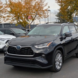 Tout nouveau 2023 à yota High lander pour les ventes - Product Image 1